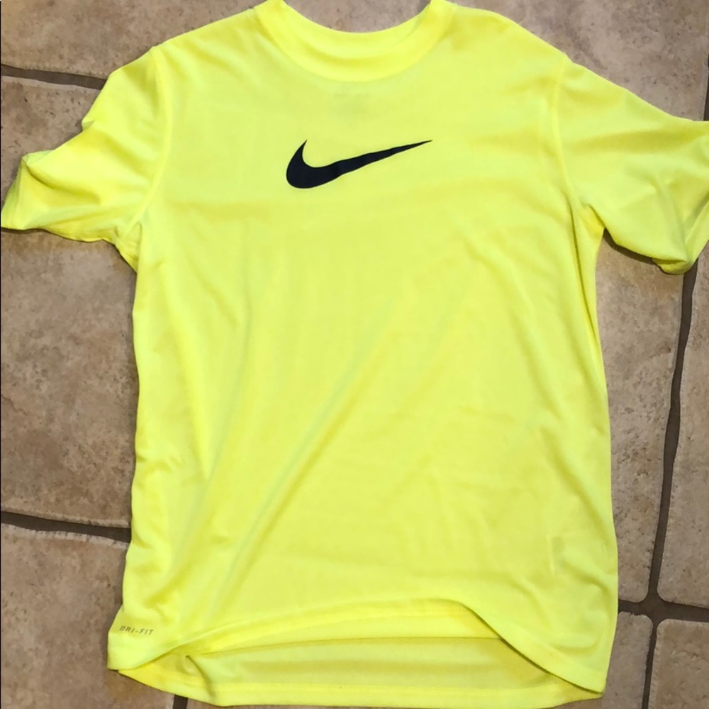 Nike dry fit loose shirt